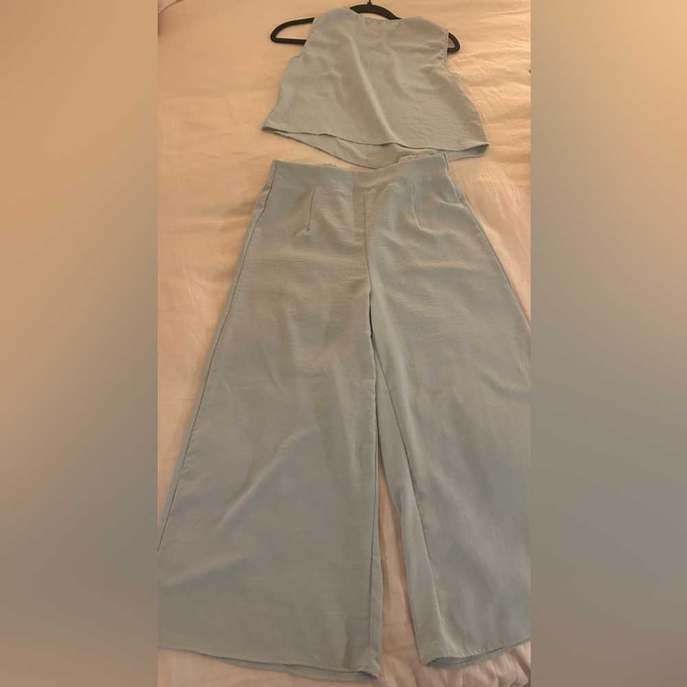 Two piece set